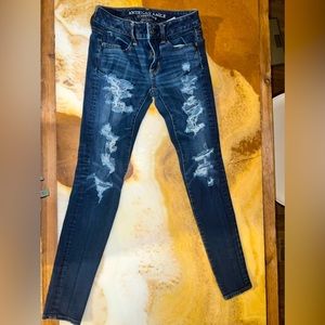 I worn only twice. In excelente conditions. No stains